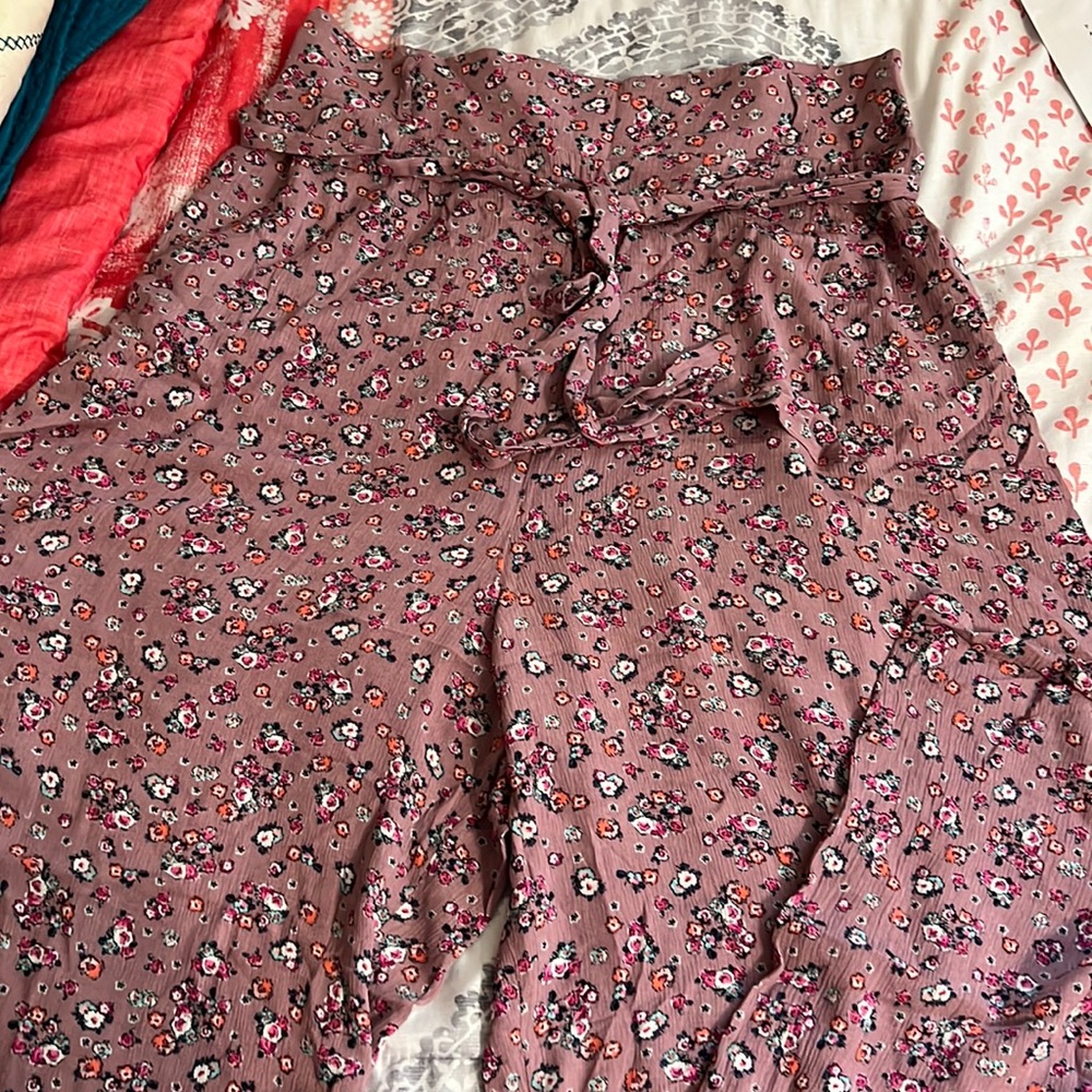 Floral wide leg pants
